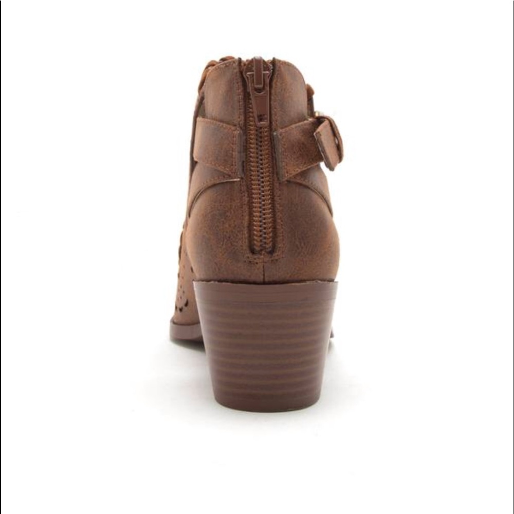 Faux leather cut out boots bootie cognac perforate - Picture 4 of 4